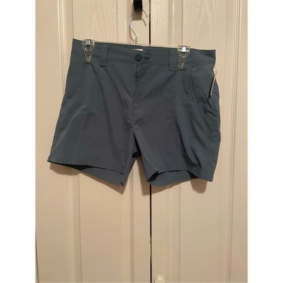 Amazon essentials Womens shorts 8 - Picture 1 of 4
